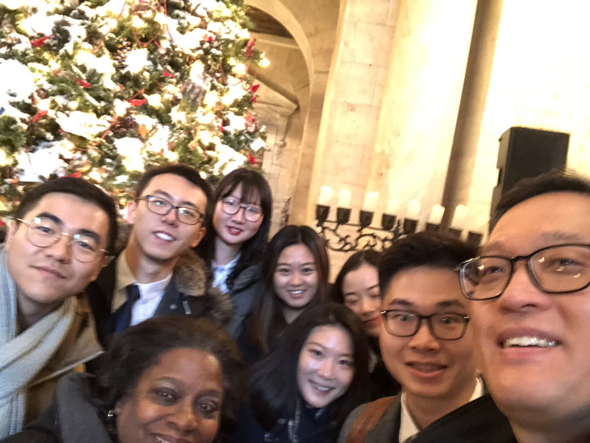 dayhyi's tweet photo. Our @CU_SPS_ApAn capstone team delivered an outstanding presentation to @nypl on the impact of online user reviews to library visits and customer satisfaction. #SentimentAnalysis #NLP #ShinyApp https://t.co/V41j8zjUTg