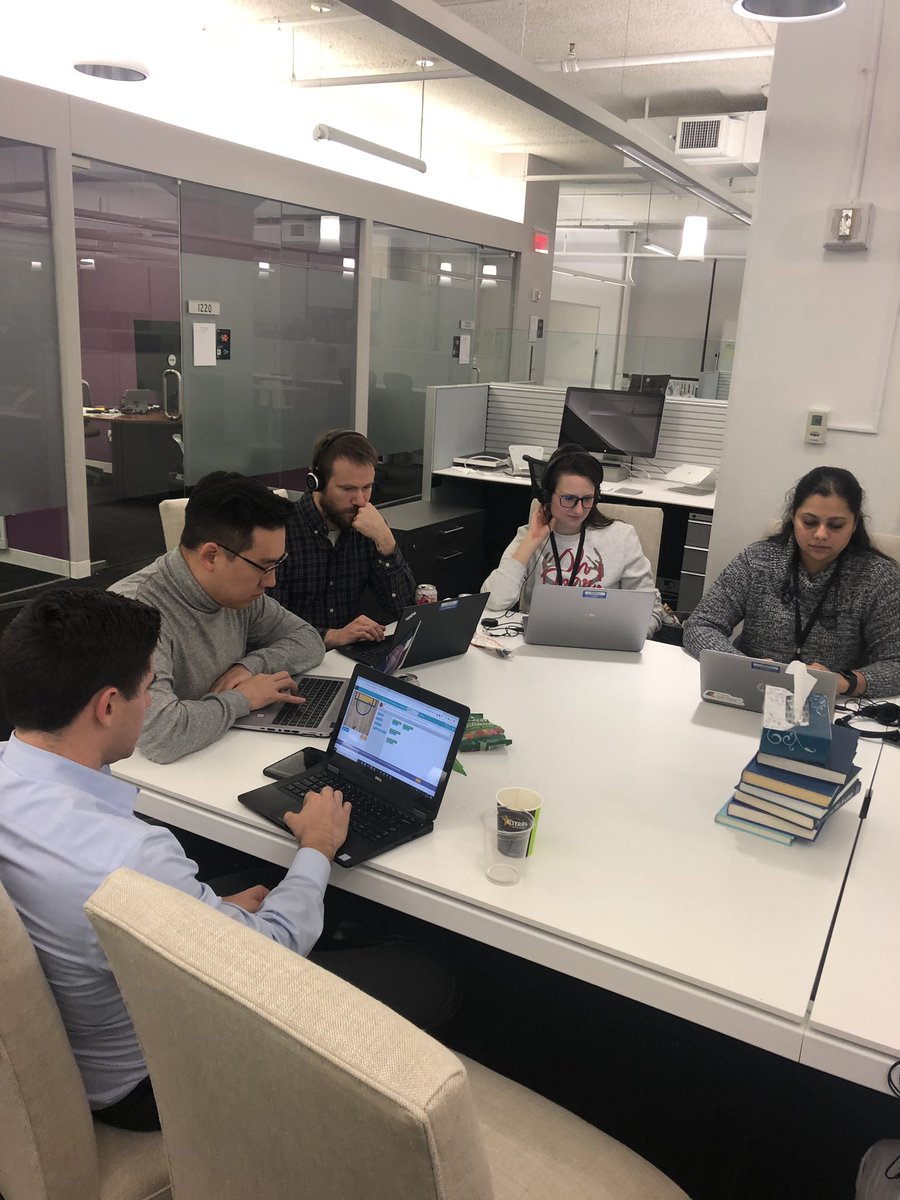 HenneGeek's tweet image. Our NY @AccentureRSRCH team has completed our #hourofcode2018 ! 👏🤓 I went with #Minecraft ...what did you do? @globalist09 @bidisha86