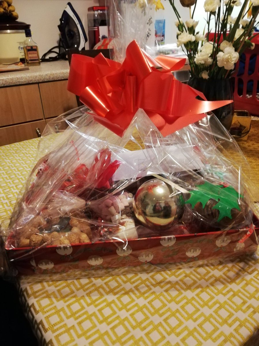 lisastritzel's tweet photo. Must be the best gift ever. Ebony has been making this lovely hamper at scouts for me ❤️ @MissBentleyLW @LadywoodKH https://t.co/op5YYyJc8R