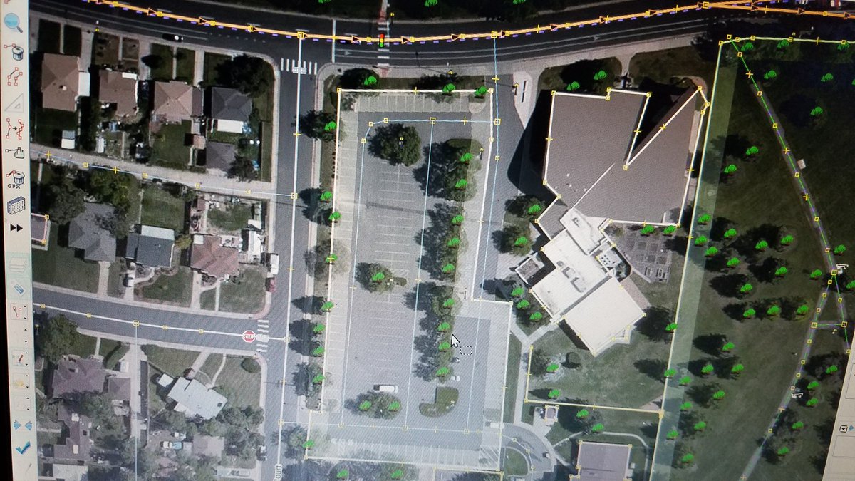 ismaeldiarria's tweet photo. Mapping Denver, in the USA with the bing imagery, very different to the guinean one, what it's so clear my god!
#MappingMyHome https://t.co/chgJj9sY1H