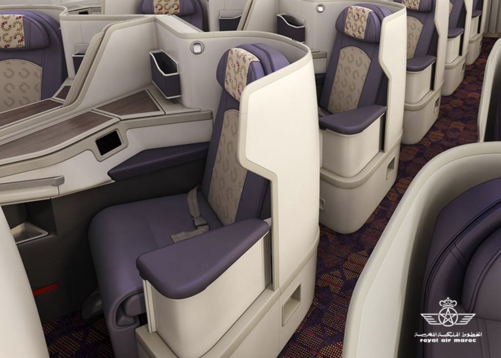 zeTravelersClub's tweet photo. Pour tout savoir sur la nouvelle #Business 🥂 de Royal Air Maroc 🇲🇦 présente à bord du nouveau @Boeing 787 (-9) ! ✈

📖 https://t.co/jHPEbPSTw2 https://t.co/zF1KreCoRS