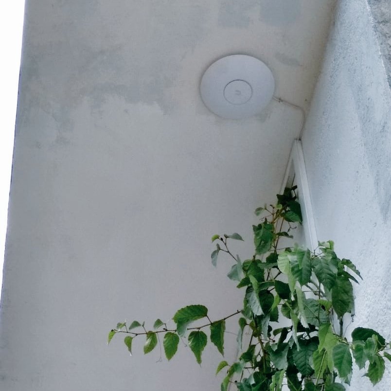 vr3io's tweet photo. A couple of @ubnt spotted at our offices @WeCo_Mx ! https://t.co/VxbrTGQGiG