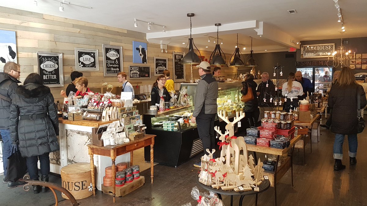 It's Christmas Time at Farmhouse Artisan Cheese! - mailchi.mp/0b19ed7eeb34/i…