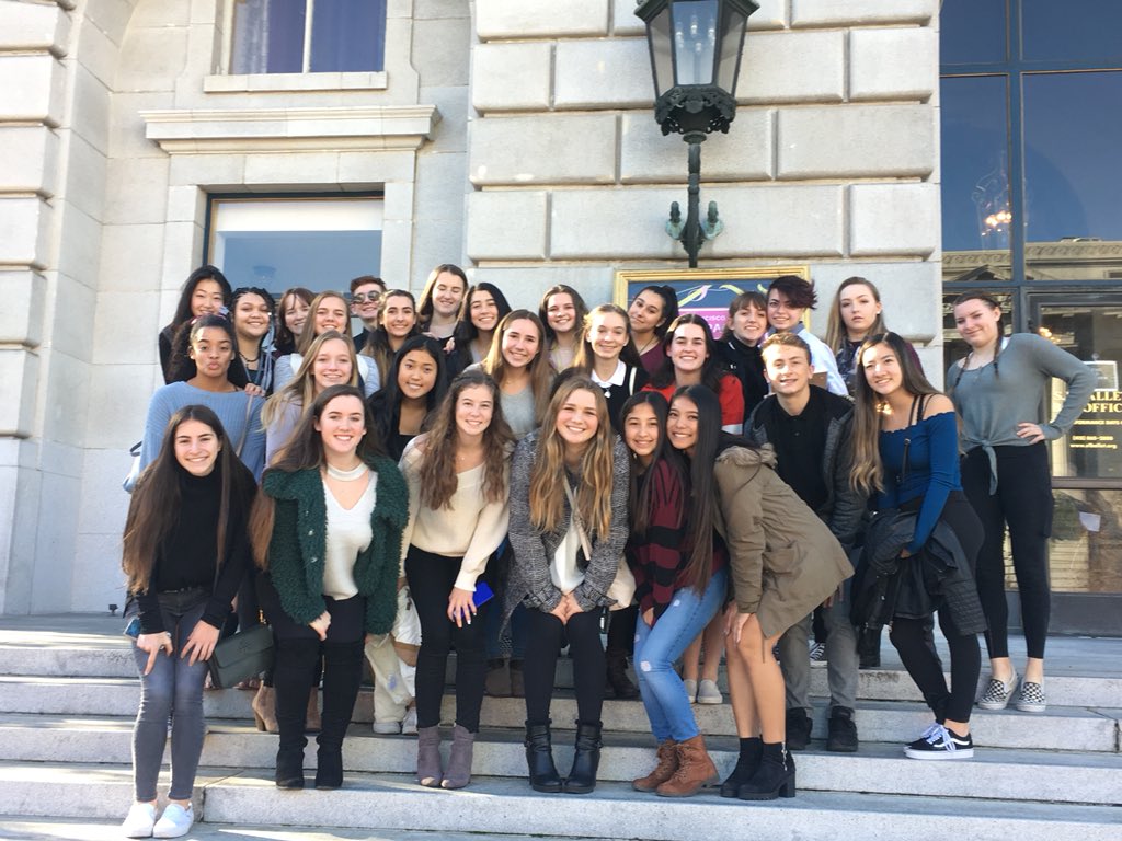 northgatelead's tweet photo. Showtime!!⭐️❤️💛 Bronco Dancers explore SF and enjoy the SF Ballet Nutcracker!!!🎄 @nhsbroncos @northgatehslib @NorthgateSpirit @craigbocks https://t.co/XBx8HZlYjo