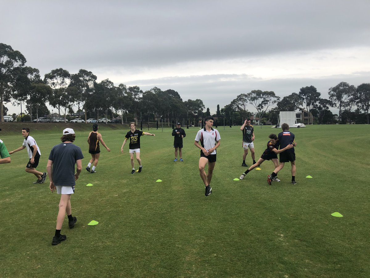 Lachiebuzz's tweet photo. Morning tackling session. #xcdevelopment https://t.co/F2GMfgsnIQ