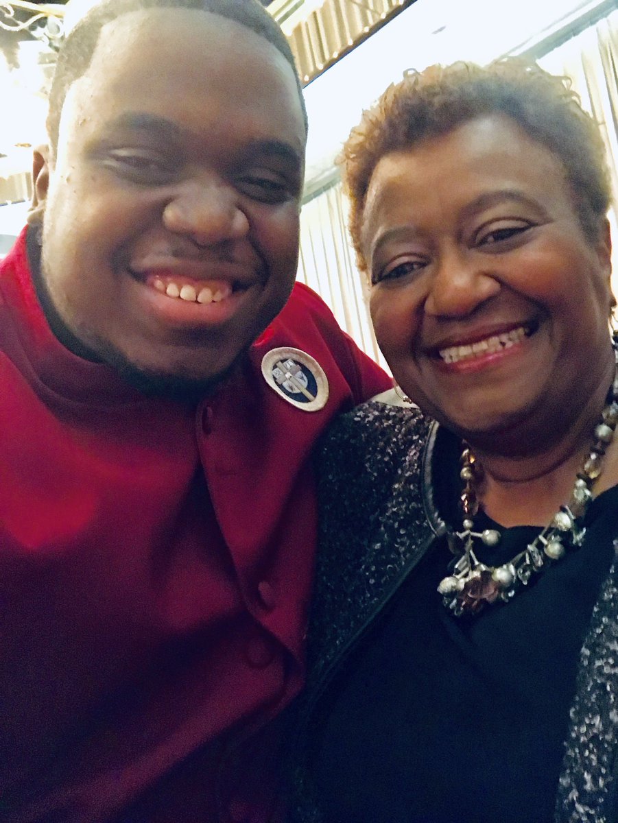 DrTiller1914's tweet photo. You were truly the best to ever do it!!! . Take your rest, Mrs. Lee. Donβt crown Him βtil I get there. #TheGOAT #PrincipalLee #ExcellenceDemandsSacrifice https://t.co/cm9agSPZfK