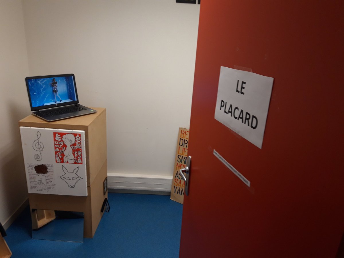 e2cGironde's tweet photo. Plus personne ne pourra dire :"l'art conceptuel ce n'est pas intéressant" grâce aux stagiaires de l'#e2cbma et l'artiste Nicolas Bulf.
Merci à tous d'être venus ouvrir le placard et d'avoir passé ce joli moment avec nous.
@toutartfaire https://t.co/zwivikh4ZY