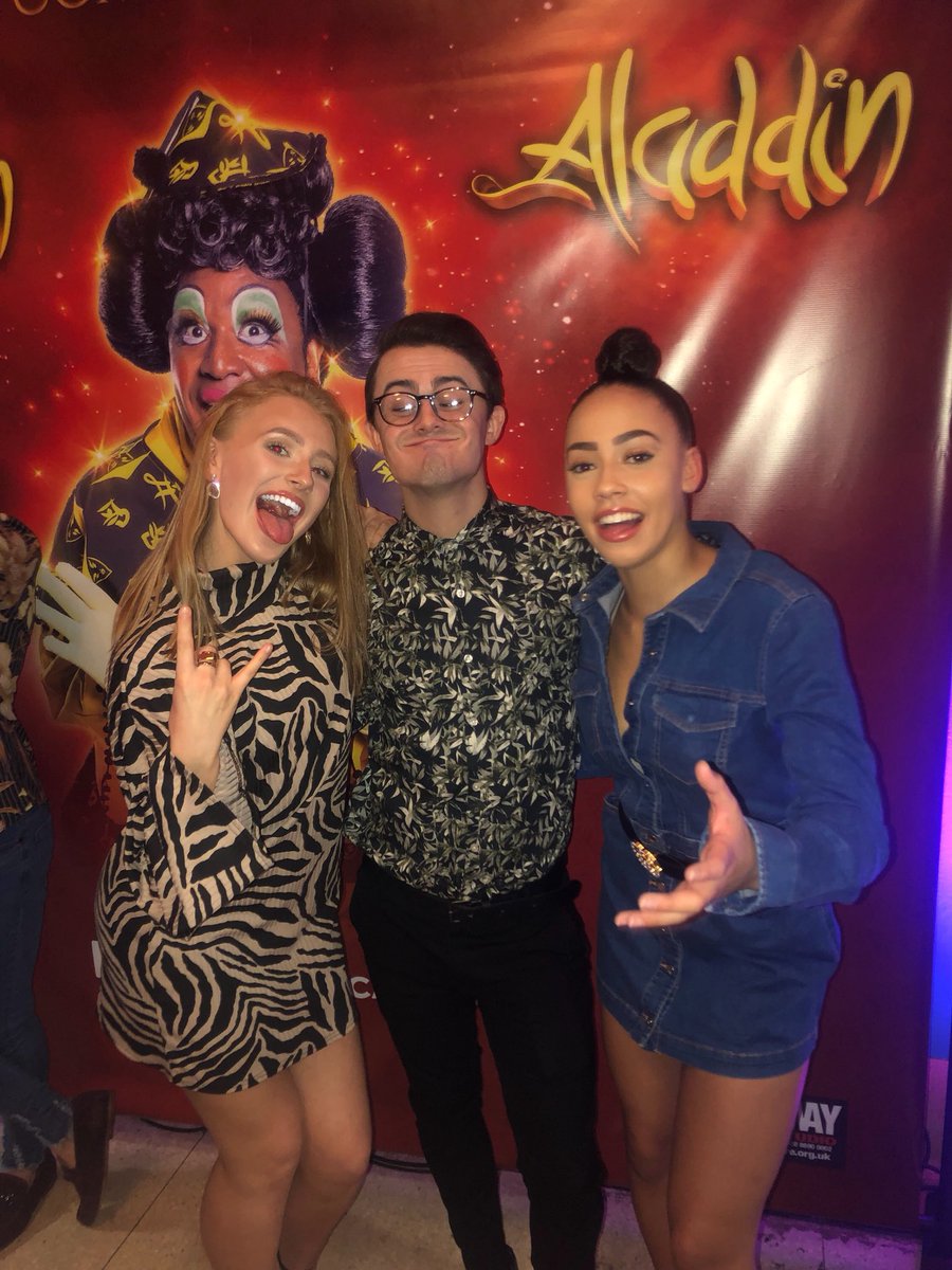 haydnsmart's tweet image. Some pics from press night on Wednesday! Having the best time performing everyday in @sell_a_door production of #Aladdin!So lucky to have these amazing people around me #bestcast I just love what I do!Thank you to @DandBPerforming for everything🎭❤️ @BroadwayCatford @PantoCatford