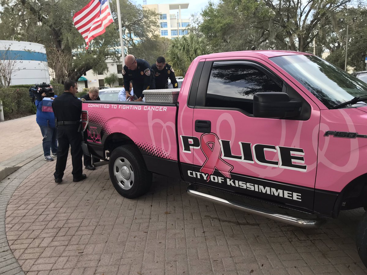 kissimmeepolice's tweet photo. This week Kissimmee Police Officers gave back, and kept giving! Tonight we donated so many wonderful Toys to @WFTV @ToysForTots_USA for families in need here in #Kissimmee and greater Central Florida. THEN we got a surprise tour of the 📺 station! https://t.co/XaOBPWJCzB