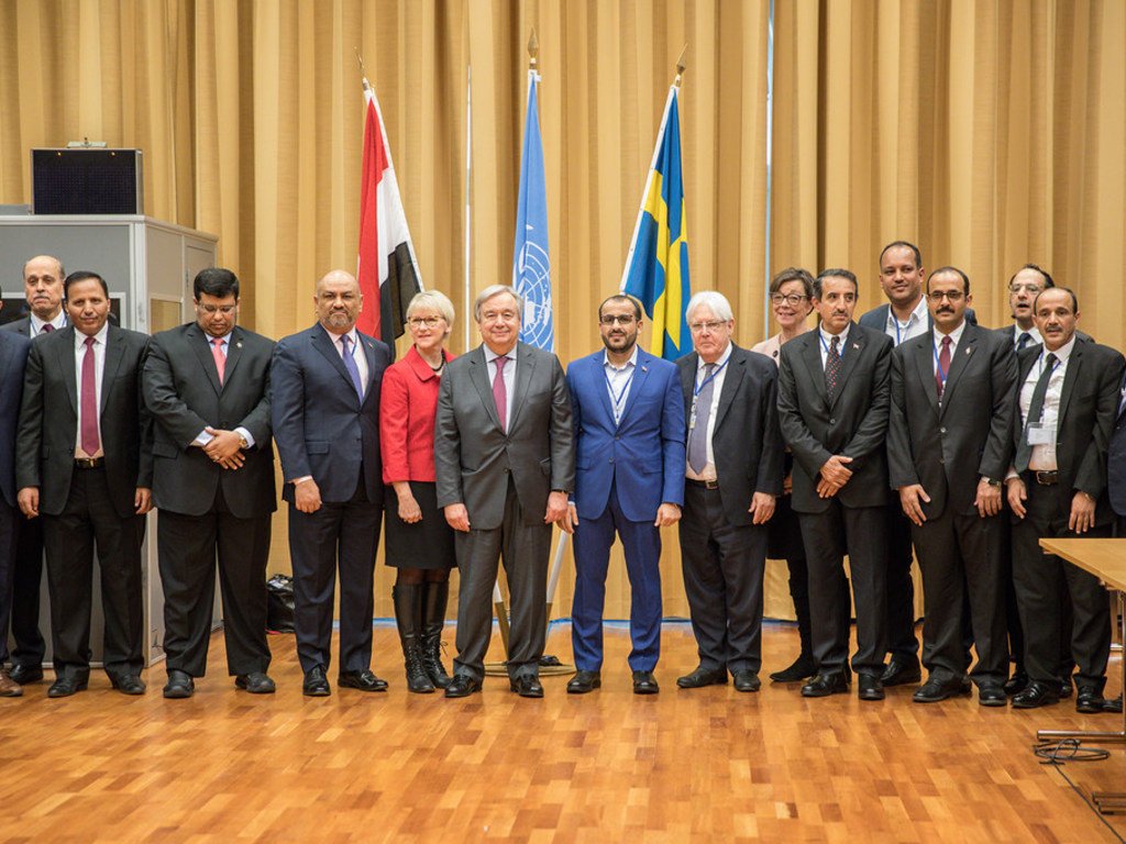 #Yémen🇾🇪: les pourparlers menés en #Suède🇸🇪 sous l’égide d'<a href="/OSE_Yemen/">@OSE_Yemen</a> aboutissent à un cessez-le-feu à Hodeïda ➔news.un.org/fr/story/2018/…
