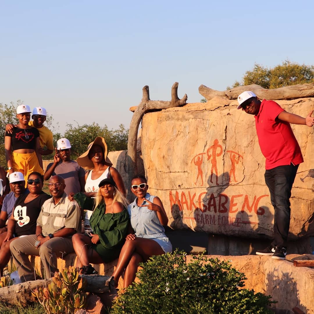 golimpopo's tweet photo. Deep in the heart of the Limpopo province, South Africa, nestled between the ochre cliffs of the majestic Makgabeng Plateau and her equally impressive neighbour the Blouberg, lies Makgabeng Farm Lodge.

#ShareLimpopo 
#MapungubweArtsFestival2018 https://t.co/FDlNSVjPiC