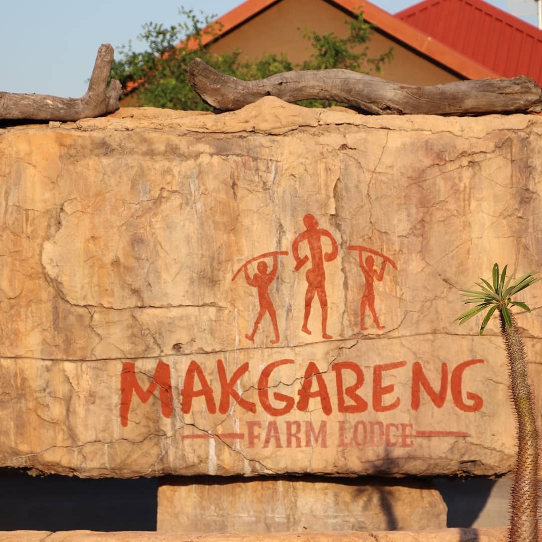 golimpopo's tweet photo. Deep in the heart of the Limpopo province, South Africa, nestled between the ochre cliffs of the majestic Makgabeng Plateau and her equally impressive neighbour the Blouberg, lies Makgabeng Farm Lodge.

#ShareLimpopo 
#MapungubweArtsFestival2018 https://t.co/FDlNSVjPiC