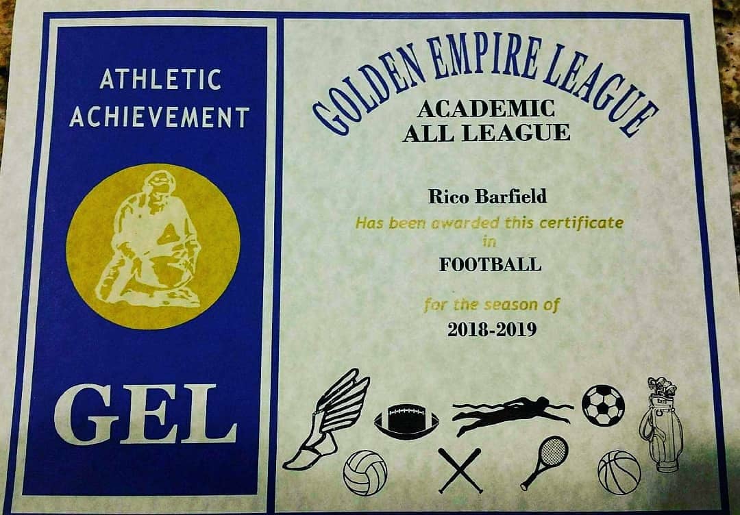 BarfieldRico's tweet photo. Definitely blessed for this football season 🏈 ending with 3 awards🥉#blessed #mydream #Dixomrams  @StanfordFball @Hudl @MaxPreps @101Recruiting @UCDfootball https://t.co/WIIfiRhBVZ