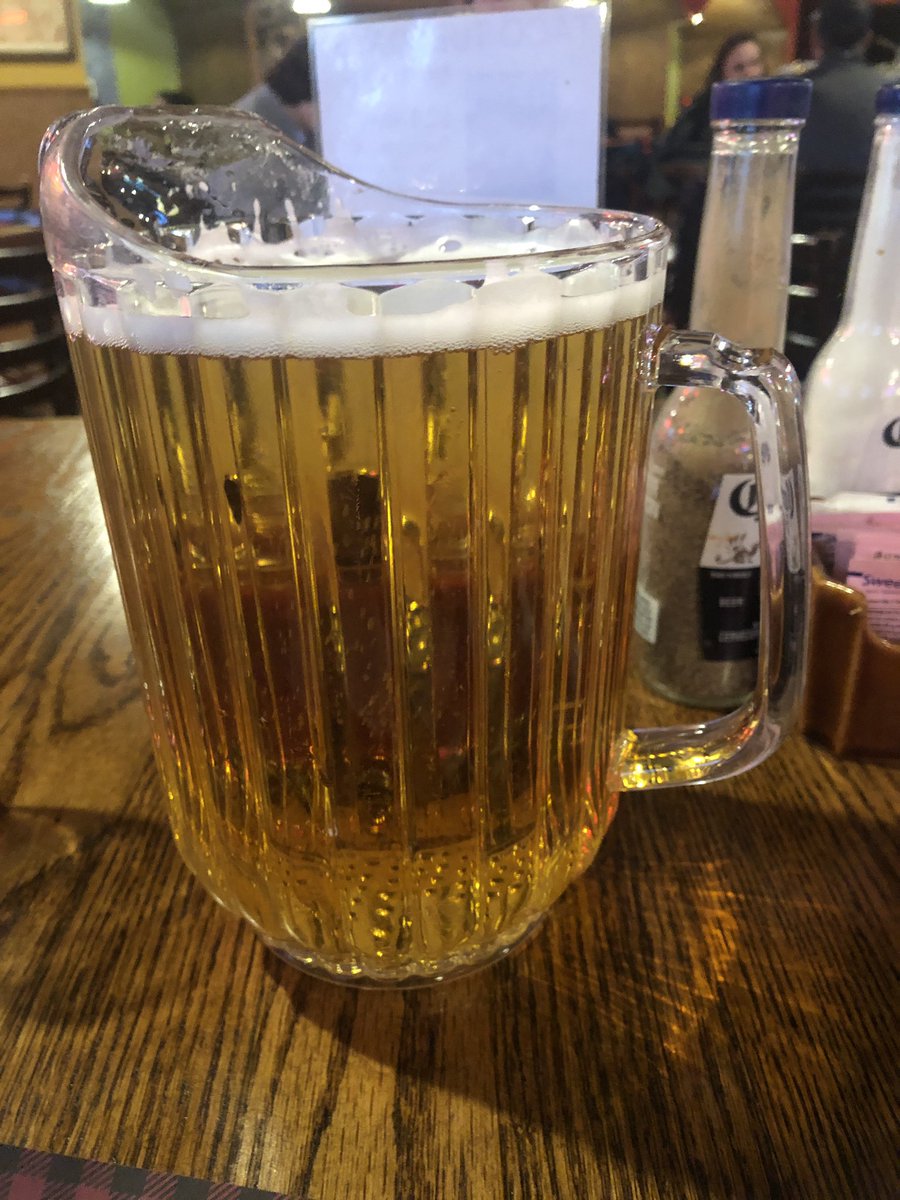 alwaysokoboji's tweet image. This must mean vacation is starting!  Not back until Jan 3rd! Of course I wb signing in from home and hv a conference call Tuesday...🤷‍♀️ #projectmgr #life #work #beer  #julios