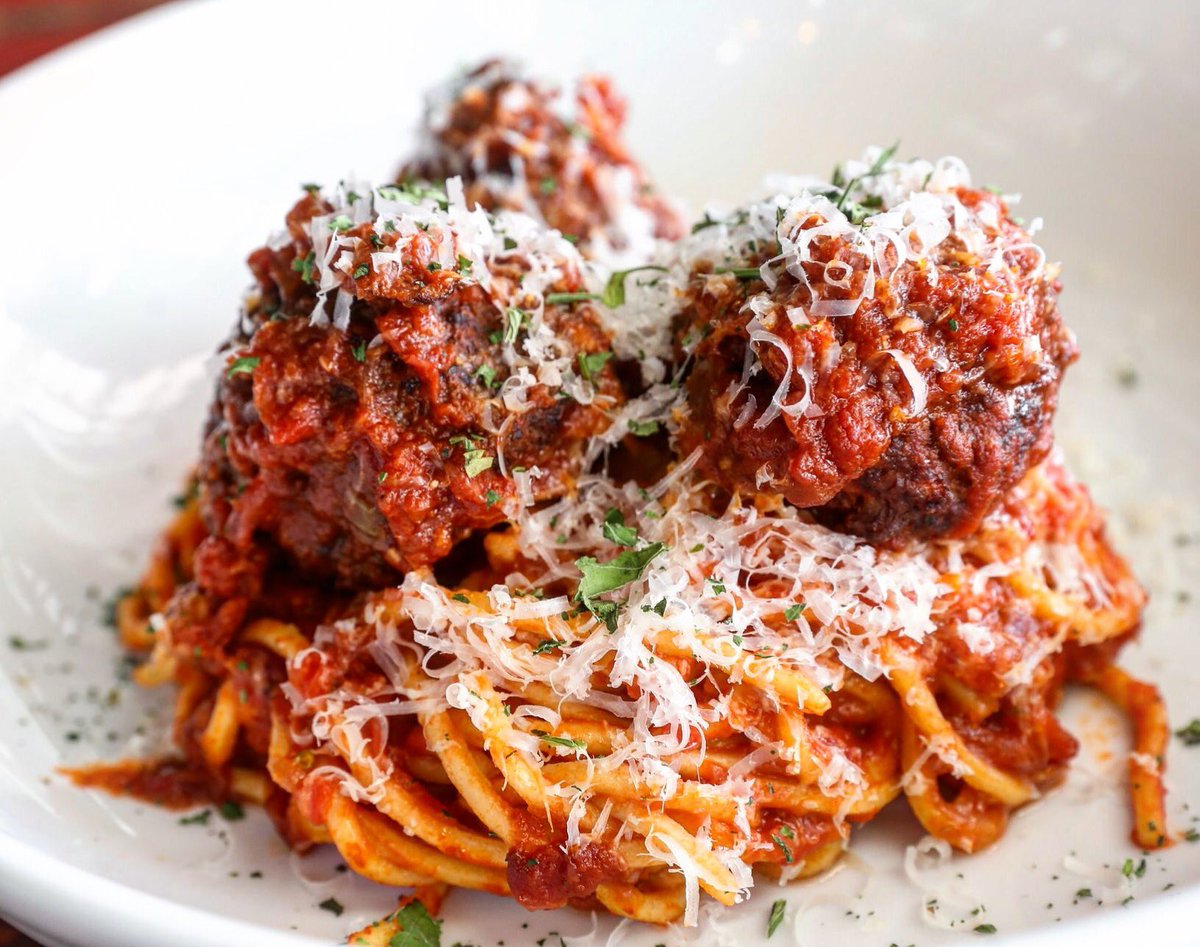 Meatballs > snowballs. Hit up <a href="/Caviar/">Julie Dasch</a> delivery to get your fix during #snowpocalypse2018!!

trycaviar.com/ftworth/cane-r…