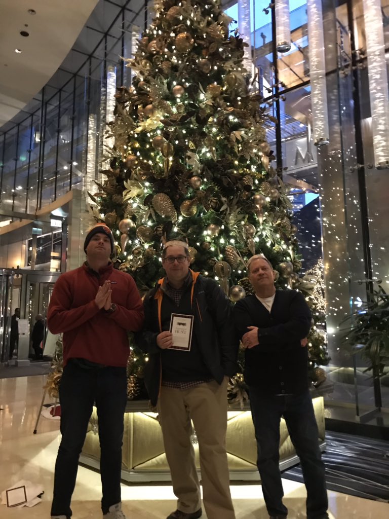 TeamWingMen1's tweet photo. Big Tree Fall Hard #AmTravHunt2018 #trumphotelchicago https://t.co/djEpoPRkD1