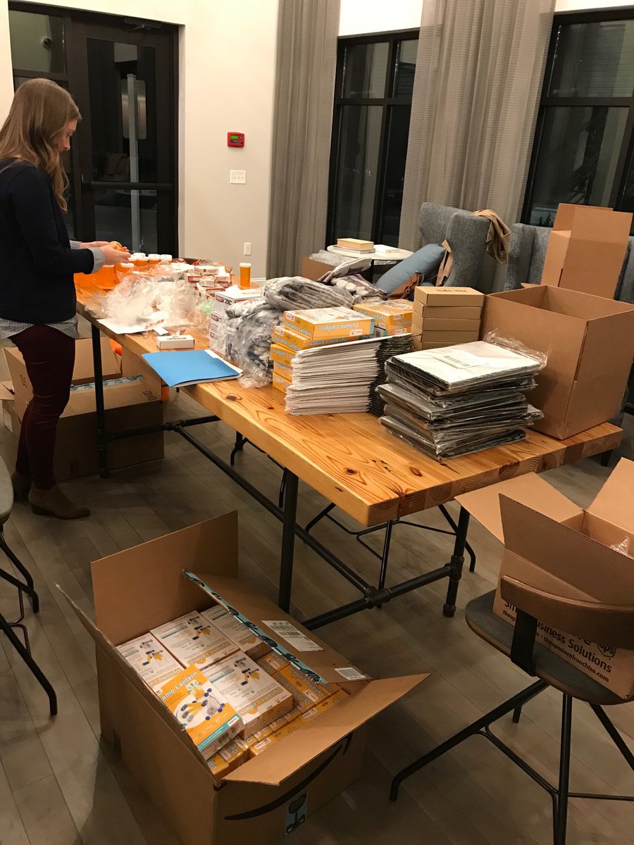 Prepping the assembly line for the ⁦<a href="/NA_YGN/">NAYGN</a>⁩ PI Kit packing extravaganza! We’re making outreach kits to share with NAYGN chapters everywhere!