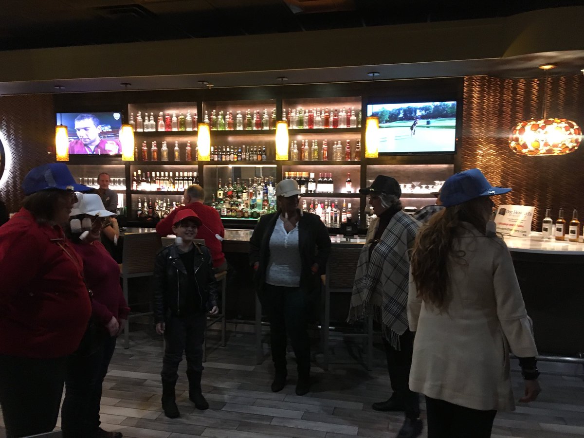 GameShowGuyz's tweet photo. Tea bagging @Marions306 in the @HolidayInn44060 making dreams come true. #corporateparty #djcleveland #fundraisers https://t.co/zbCrdVeucs