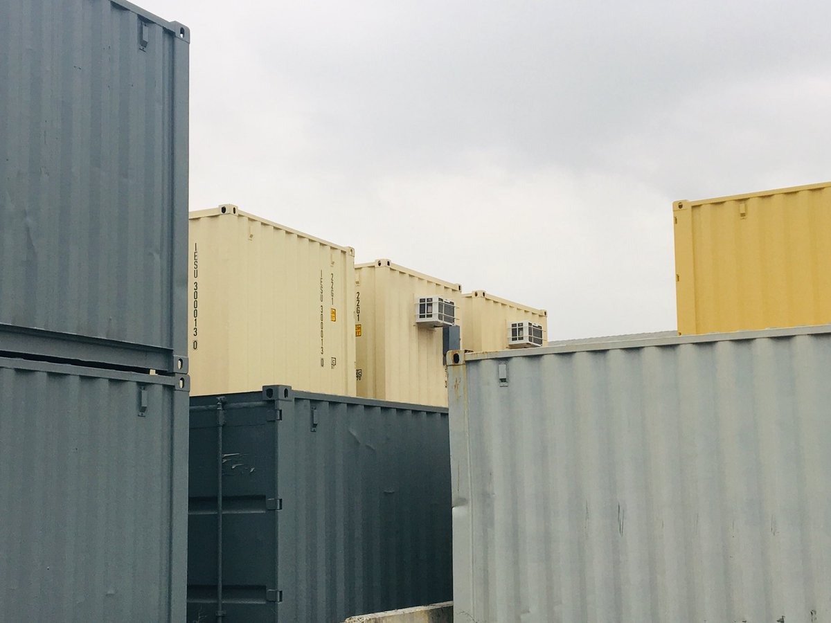 IES_NJ's tweet photo. #IES sells regular Shipping Containers cargo worthy & ready for export. We also custom modify containers converted into mini offices, etc. Check out our page for more photos: https://t.co/NWtFhGOPDT #Shipping #Storage #MobileOffice #MiniOffice #SmallBusiness #Export #Office #USA https://t.co/JlN1laEnbj