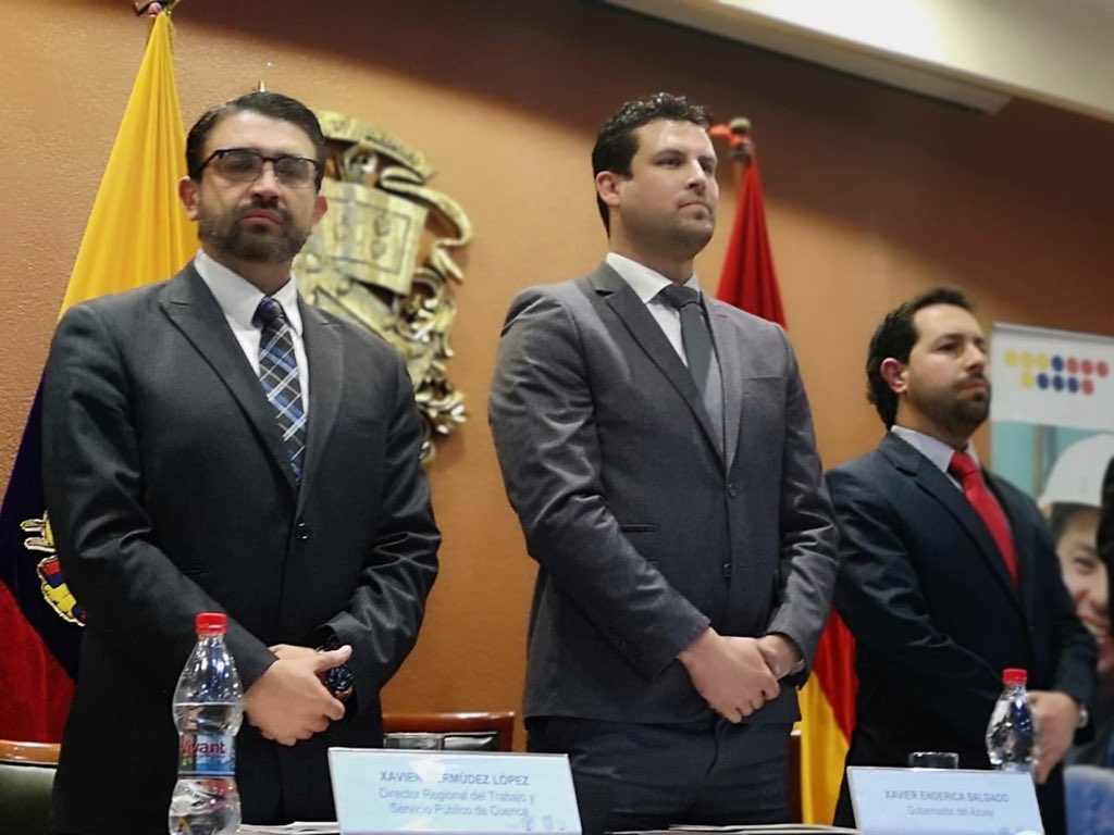 goberazuay's tweet photo. Inicia el evento de certificación de las empresas públicas y privadas miembros de la RED ETI, junto al Gobernador @xavierenderica y @MinTrabajoEc #UnidosPorAzuay https://t.co/MufQqx8GPj