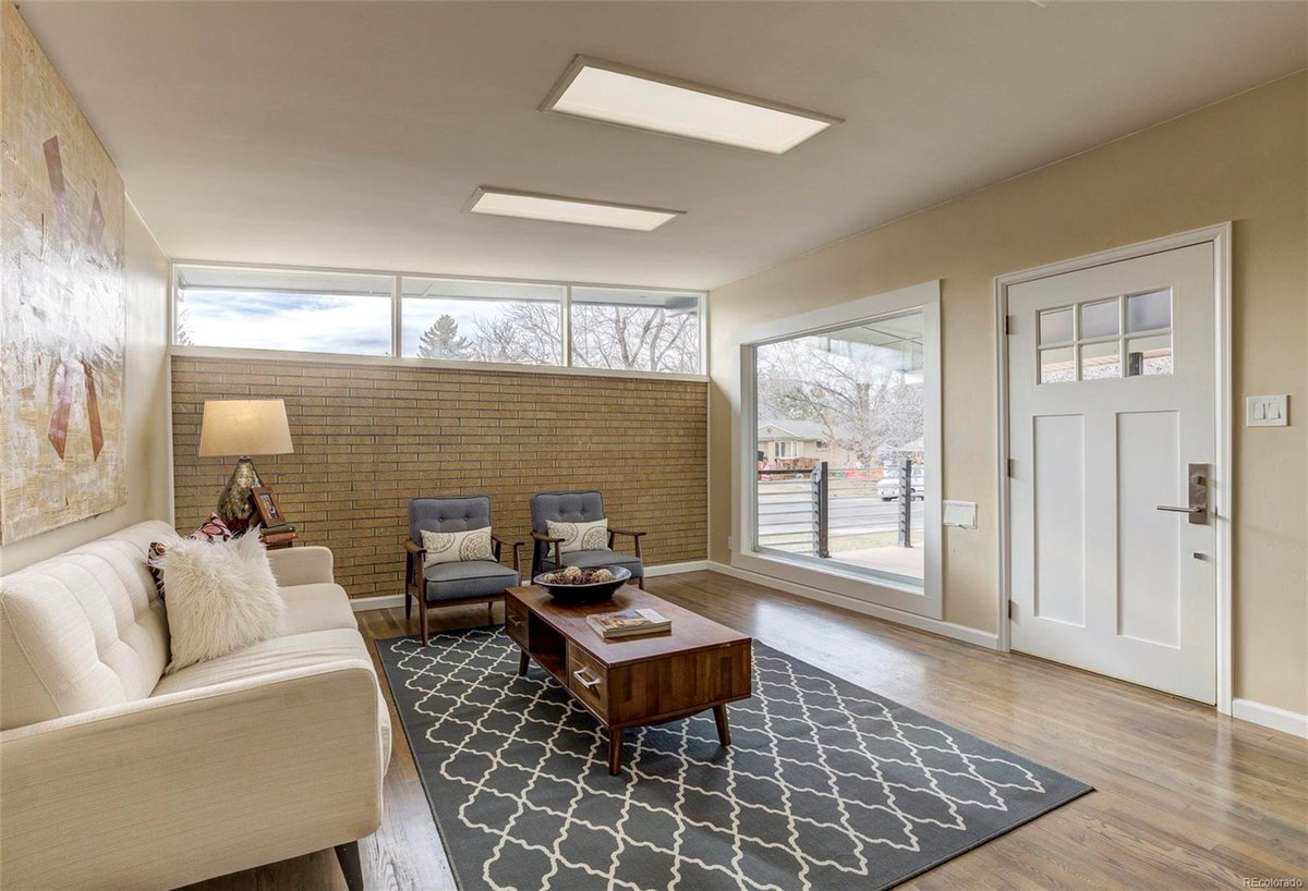 DenverRetroRE's tweet photo. Inventory is slim, but here are a few fresh finds...#retroranch #midmoddenver #retrohomesDenver #postwarmodern #atomicranch #midcenturyhome https://t.co/C17wCLHQTC