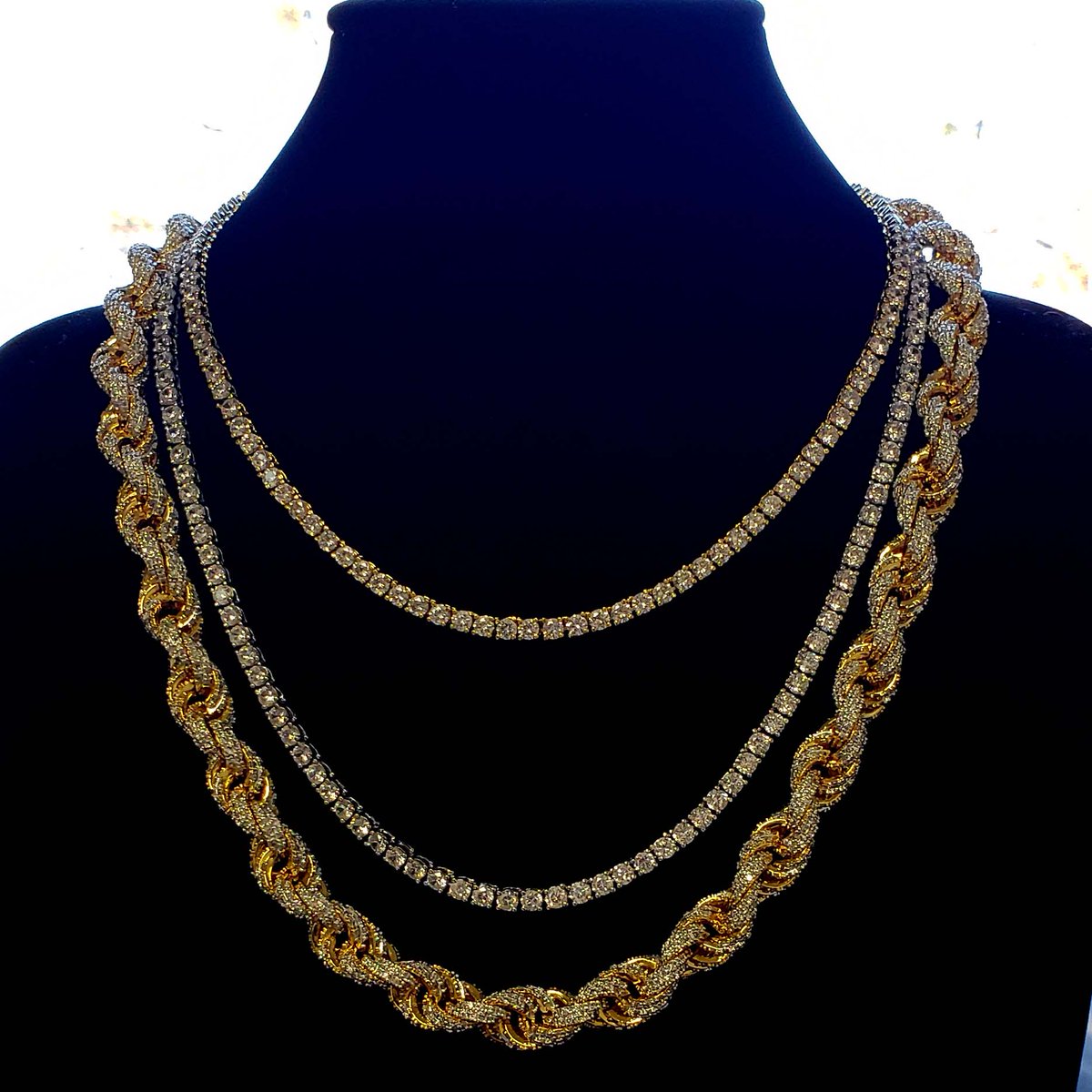 CRJBEST's tweet image. Iced out Rope chain with cz tennis chain.
All of them are 40% off. 
creamjewelrybest.com #icedoutchain #iceoutrope #czchain