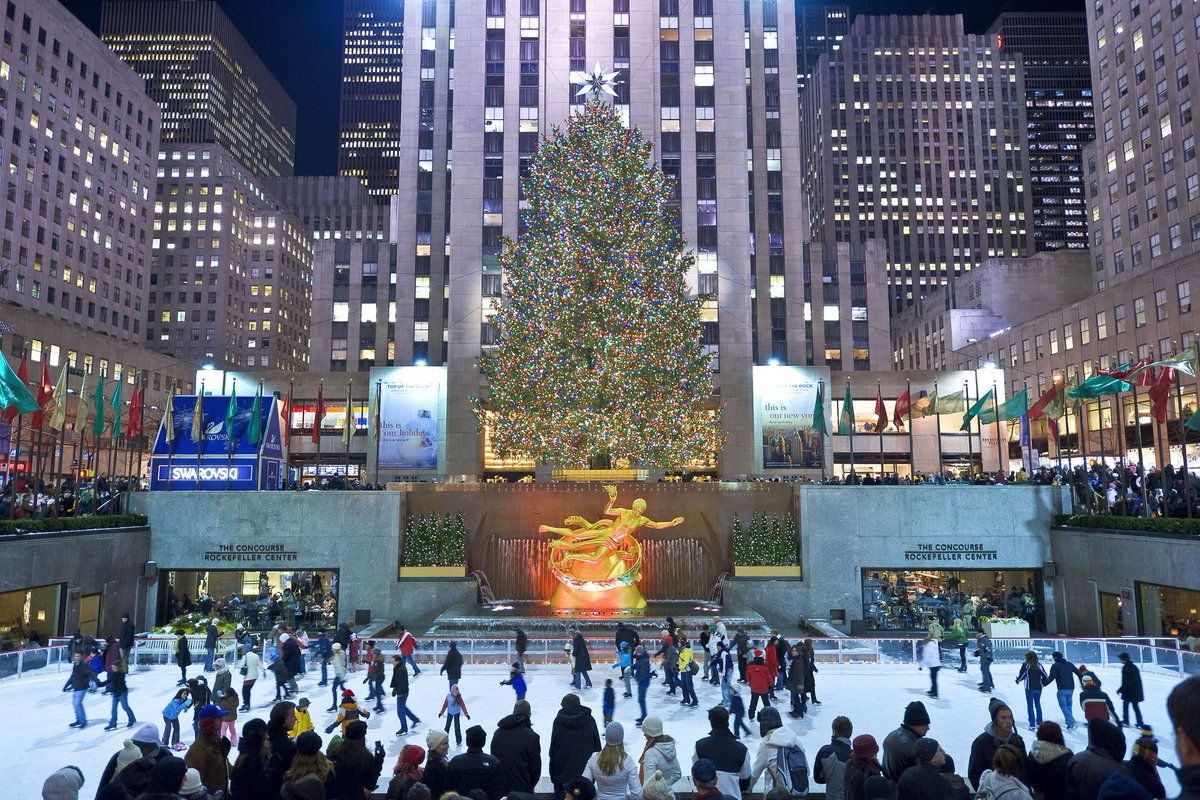 languagexp's tweet image. En #Navidad disfruta de patinar sobre hielo en #NewYork #NYC .Visita: experienciaidiomas.com