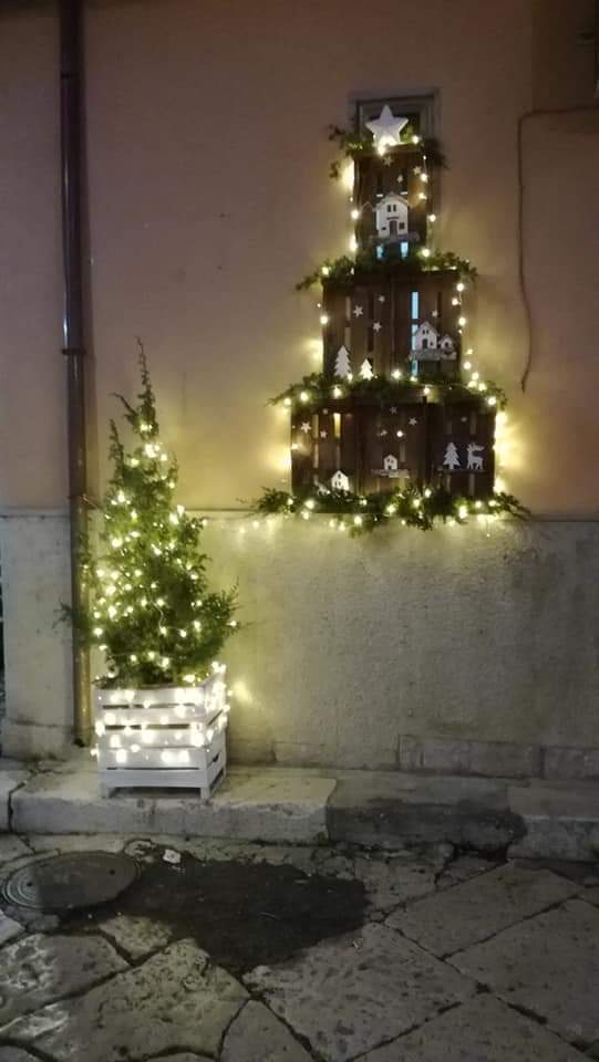 nnarus62's tweet photo. È #Natale anche a #Lesina ❤️ #socialstreet #viaPrincipediPiemonte #viaLibetta https://t.co/JBdRYPPN5F