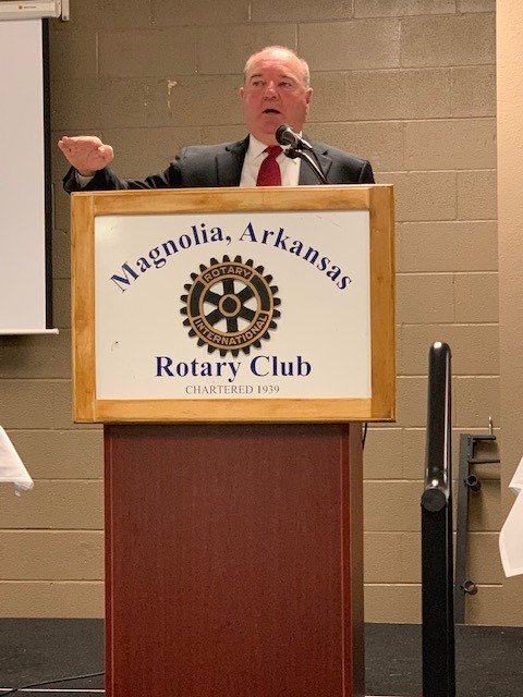 RotaryClubMagAR's tweet photo. @bmaloch today: sources/uses of Gen. Rev., expected issues for the 2019 Leg. Session, &amp; FY 2018-19 info.  Fun fact: AR has almost as many miles of hwy. system as CA @ 16,443 vs. 16,662. https://t.co/B3BoOIegI6