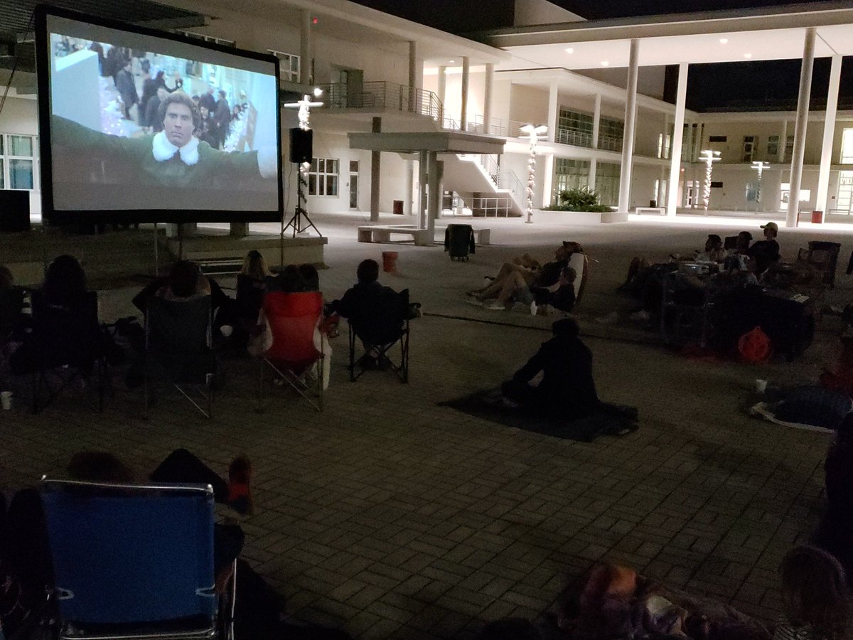 jmocherman's tweet image. Holiday Movie Night at RHS put on by @riverview2019. #elf #sonofanutcracker