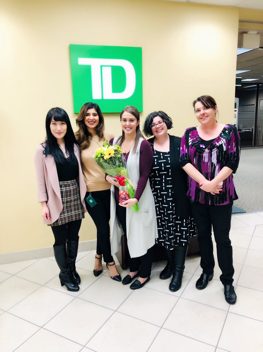 Celebrating a milestone 5 years at TD.. Congratulations Chelsea.. Thank you for all that you do💚<a href="/whiterockbob/">Bob Bezubiak</a> @GurjivChahil_TD