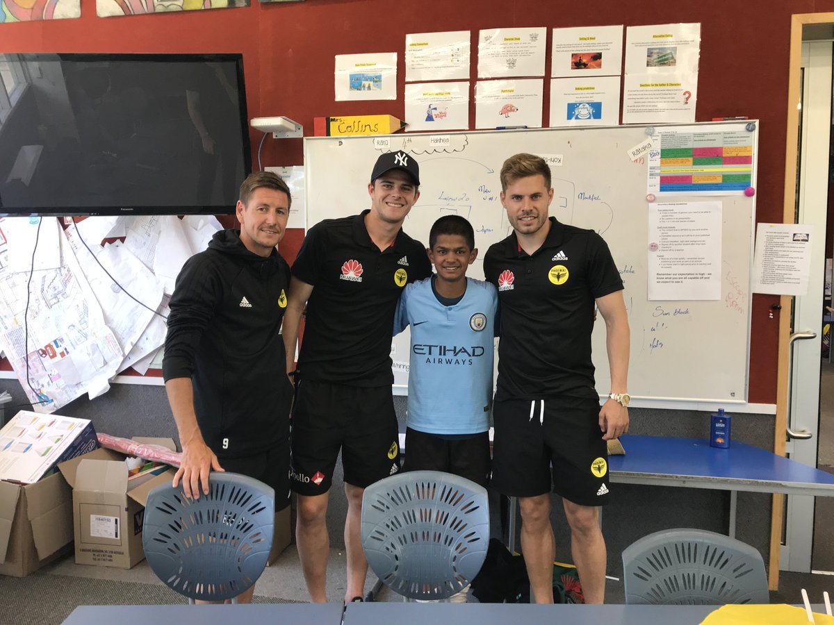 WgtnPhoenixFC's tweet photo. COMMUNITY | β½οΈ All the kids at Raroa Intermediate had been playing and learning about football all week, therefore we felt they deserved a visit from some of our team! Can't wait to see you guys again!
#StandUpWithYourNix #NixInTheCommunity #NixCommunity https://t.co/j3m6SQuNyn