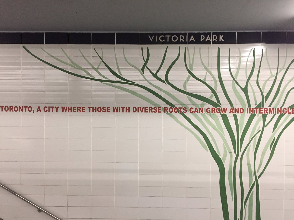Uzivatel Amyfallon Na Twitteru I Love The Victoria Park Subway