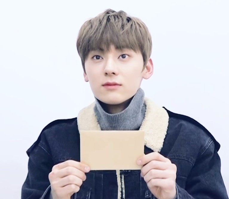 Minhyun the cat tweet media