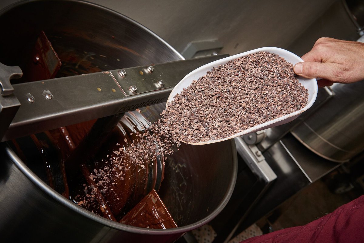 La fabrication Rrraw, tout un art...
#rawfood #chocolat #chocolatcru