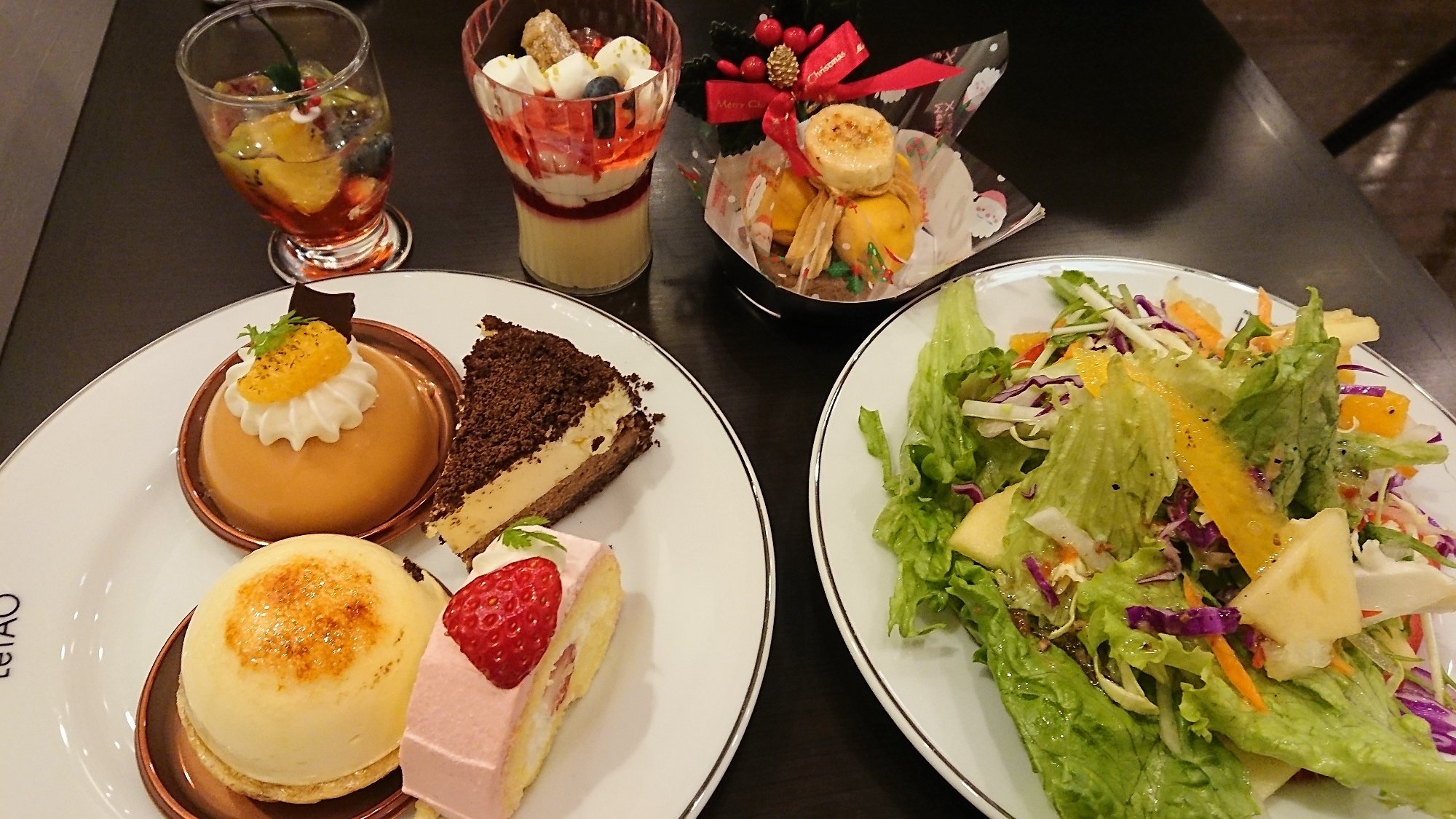 だるだる ルタオ のケーキバイキングに行きました O クリスマスの飾りがかわいい ケーキもすごく美味しかった 抹茶のムースとミルクドゥーブルが美味しかった O T Co Nisdc4desl Twitter