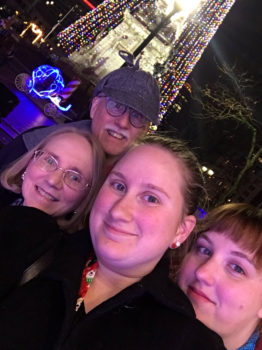 amvanderwall's tweet photo. Year 23 of enjoying the ISO at #IPLYuletide as a family https://t.co/azEkMZKMX2
