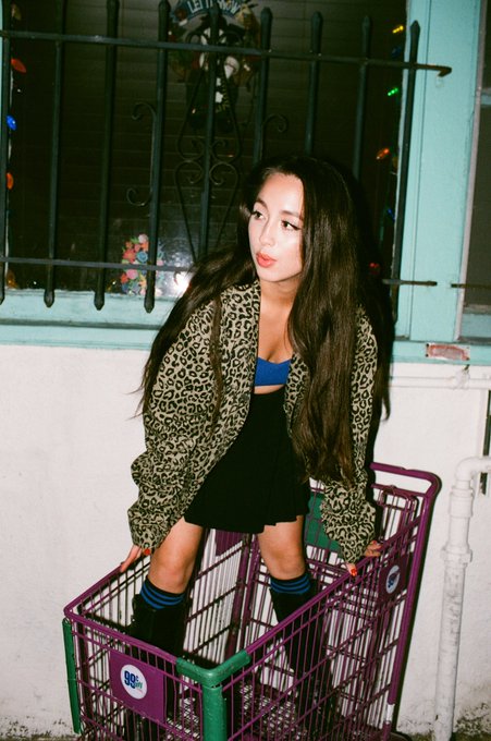 How do these look? Cause I think I look pretty damn great. https://t.co/77deg7Gfzk