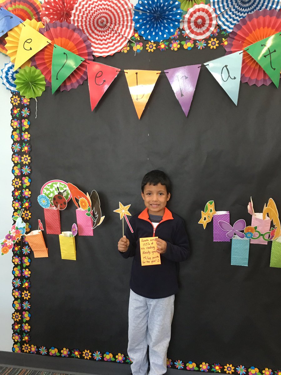 MEchiverri's tweet photo. We love celebrating students and staff when they reach their W.I.G.S. (Wildly Important Goals) at our “Celebration Selfie Wall.” This first grader’s goal was to grow 49 scale score points by June. He just received his results and he grew 75 points! That’s 153%! https://t.co/sEERNO8unU