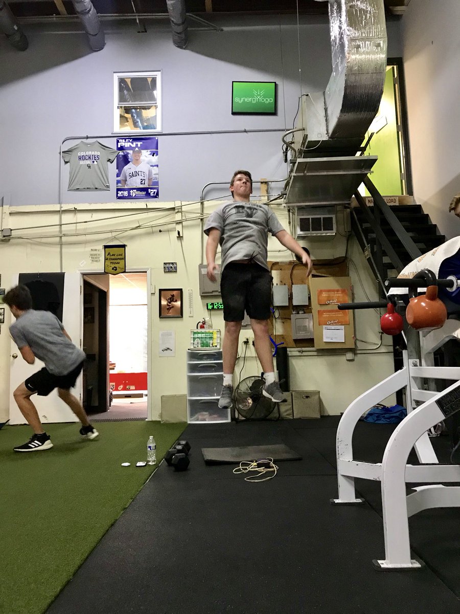 TopSpeedLLC's tweet image. Cool moments at the gym today;

BV athlete Eric Olson working his way back from injury becomes 1st athlete to do 2 plates on Rvs Hypers along with new jump PRs from;
•Andy Simeroth (BV) +4 inches 
•@IkeSum (BVW) at 6’3”/215 w/ a 32-inch jump
•Michael Paule (BVSW) +4.2 inches