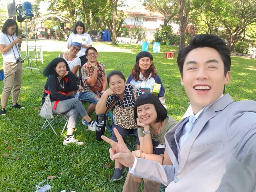 MewNitthaLove's tweet photo. Yesterday's work😋❤ Guess the scene! #อกเกือบหักแอบรักคุณสามี #myhusbandinlaw #mewnittha #mark_prin #annethong #saimai_s #tooktung #youngarmchair #thongentertainment https://t.co/rFqHdYEHrF