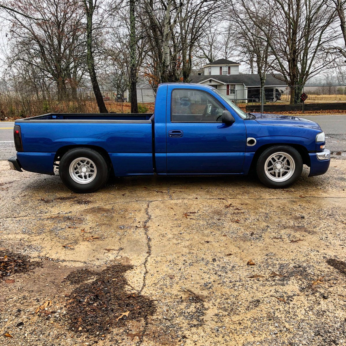 tra_davis's tweet photo. Newest entry to “dumb things not to do chronicles” I drove Belle the other day in the rain,for no damn reason.
#dragradials #mickeythompson #bogartracingwheels #fenderexitexhaust https://t.co/ASue9jeNuh