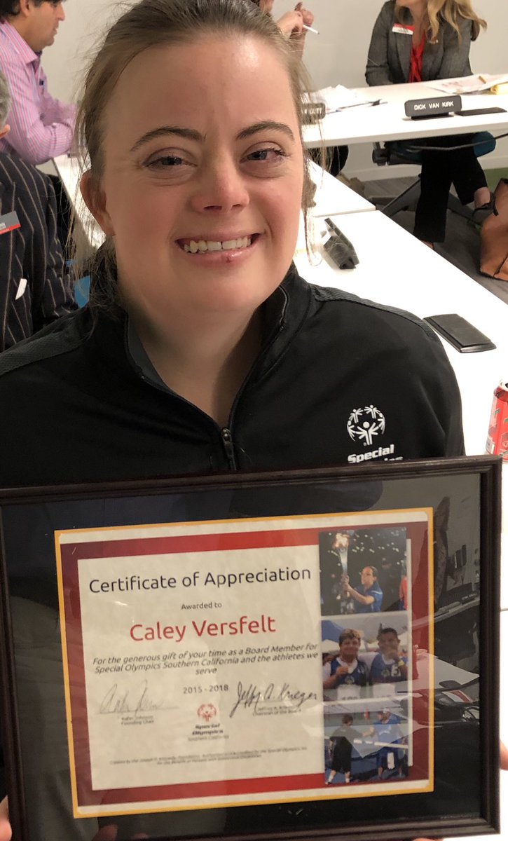 caley_versfelt tweet picture