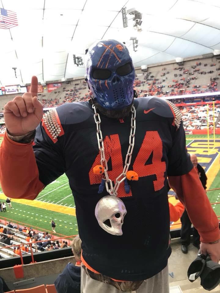 buckhaskins's tweet image. I want to “GO ORANGE IN ORLANDO” Send me and watch as I turn the ORLANDO ORANGE!! Live and breathe orange football!! This great team needs great fans!! #CuseForTroops