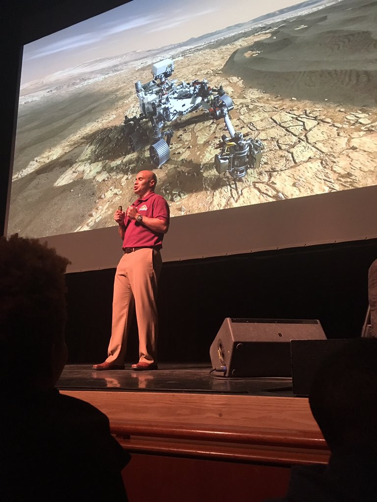 FRC2972's tweet photo. Exploring mars with the robotics squad! 🤖🚀 https://t.co/bcTJAY4mfW