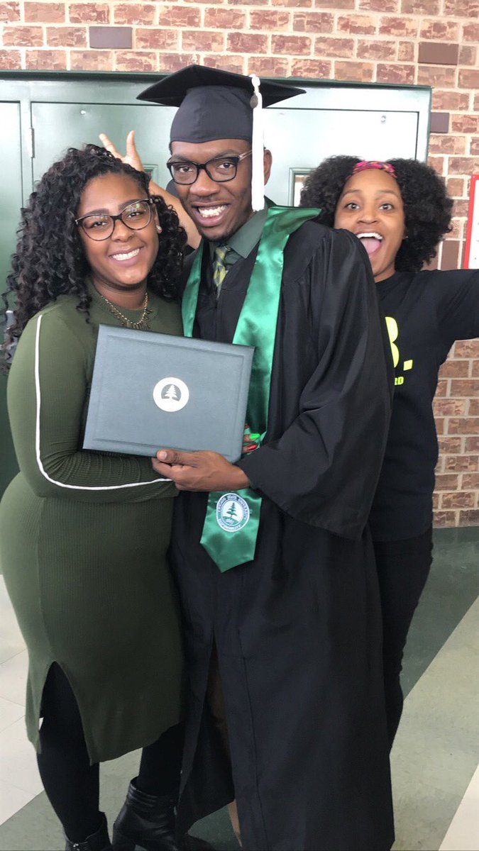 DaHoops_Junkie's tweet image. Just another educated black man blessing your TL✊🏾✊🏾✊🏾
