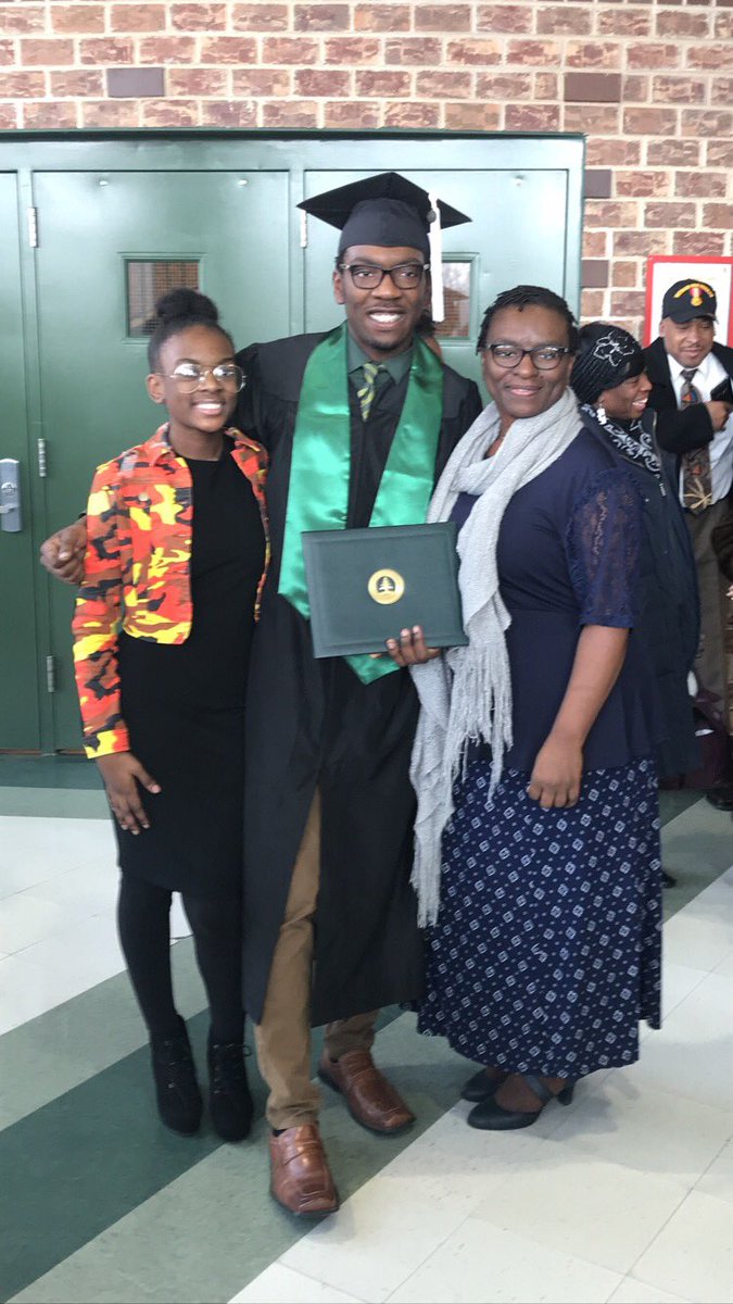 DaHoops_Junkie's tweet image. Just another educated black man blessing your TL✊🏾✊🏾✊🏾