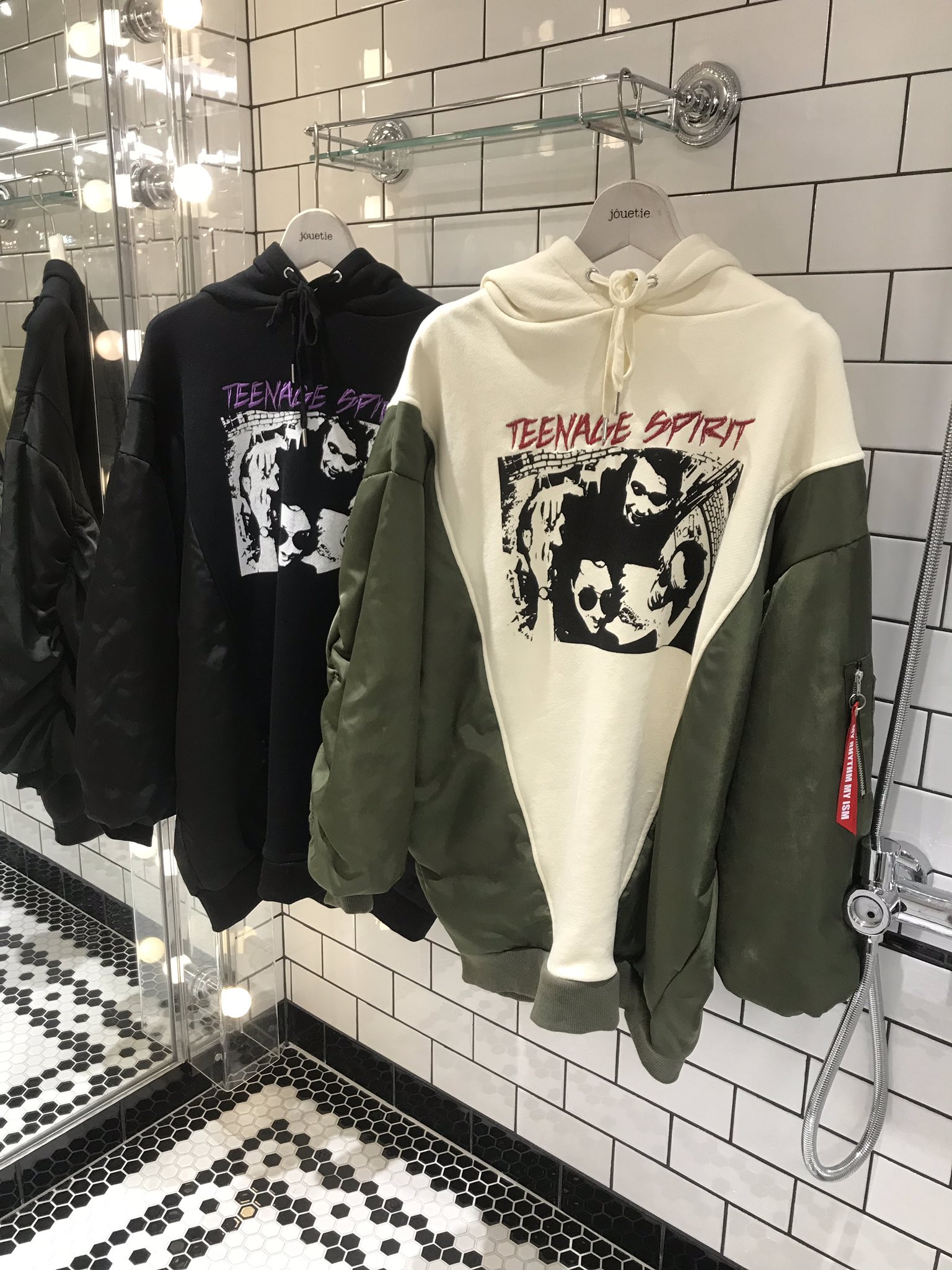 Jouetieルミネエスト新宿店 New Arrival Ma 1スリーブhoodie O Wht Blk Gry Org 9 000 Tax Ma 1とパーカーをリメイクしたようなドッキングフーディー Jouetie 新宿ルミネエスト T Co Ky55khlylk Twitter