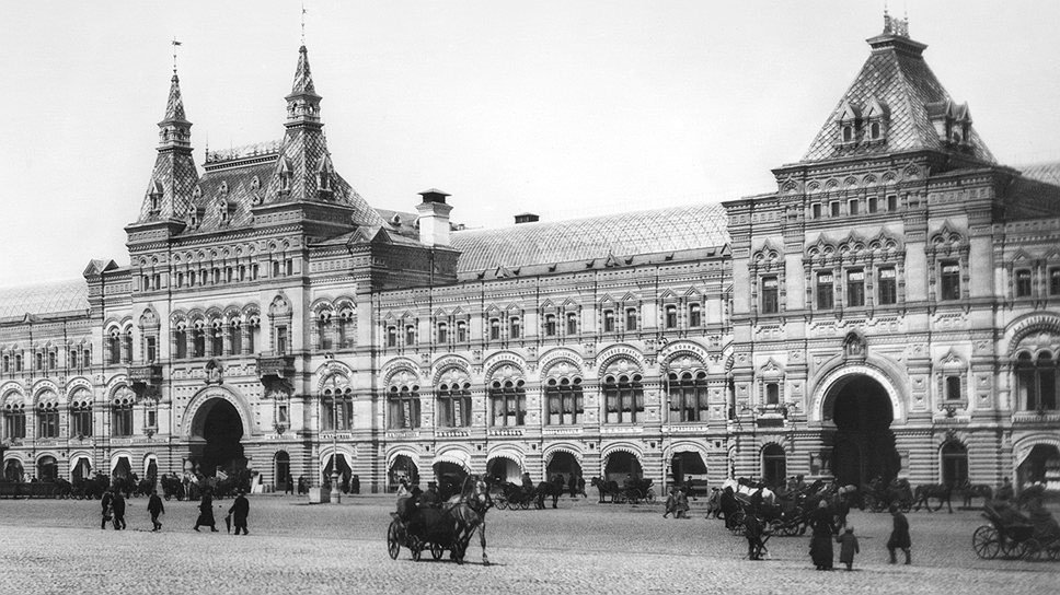 Верхние торговые ряды на Красной площади (ГУМ) торговые, Торговые, площадь, площади, Средние, Красной, Верхние, рядами, Василия, Блаженного, начали, торговых, собора, Красная, Красную, место, Торговыми, строить, Когда, перед