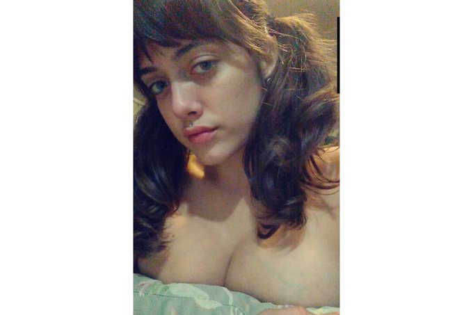 I lowered the price of my #OnlyFans subscription down to $9.99/month! 😇 Happy Holidays, ya pervs! There's<a href="/tag/onlyfans"class="tags">#OnlyFans</a>